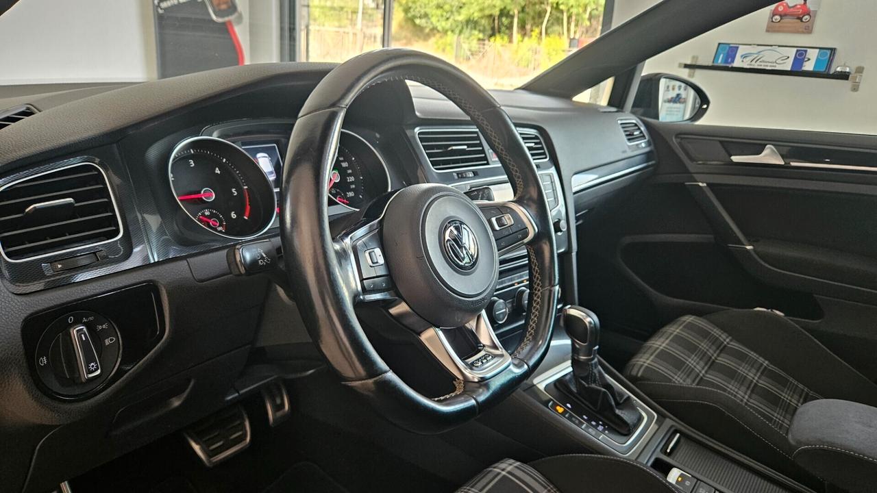 Volkswagen Golf GTD 2.0 TDI DSG 5p. Tetto Apribile