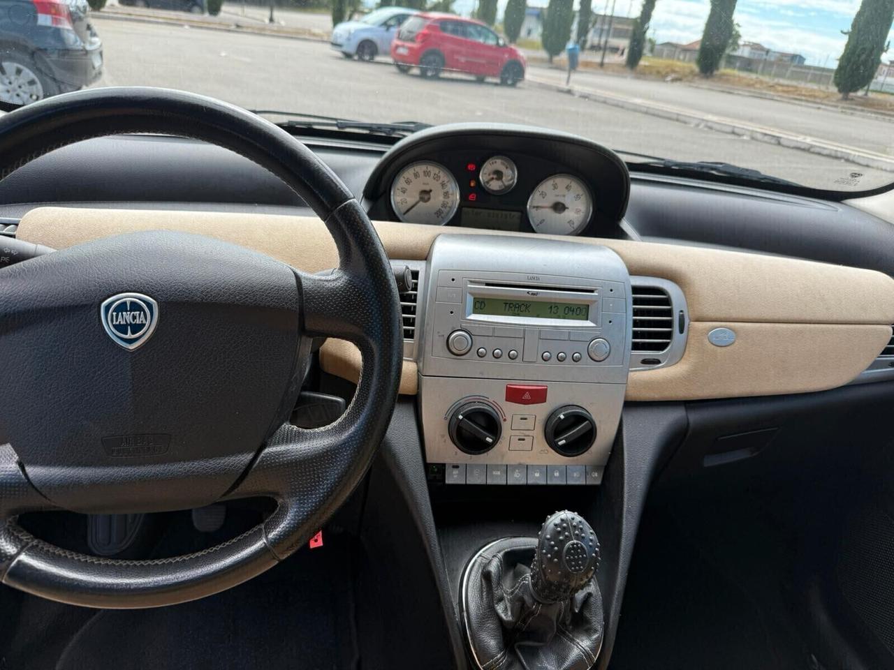 Lancia Ypsilon 1.4 Oro Ecochic GPL