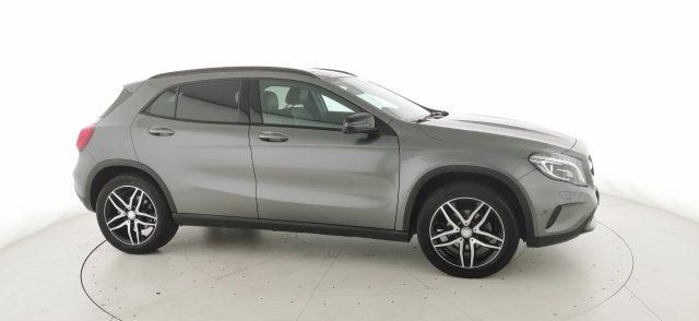 MERCEDES-BENZ GLA 200 d Automatic 4Matic Enduro