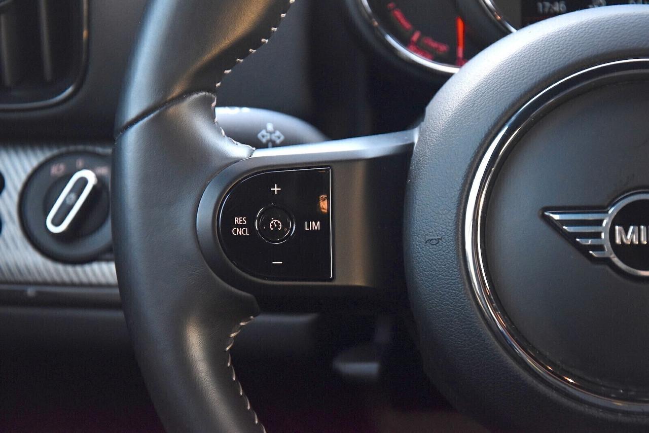 Mini Countryman Cooper SE Yours Plug-in 220cv ALL4