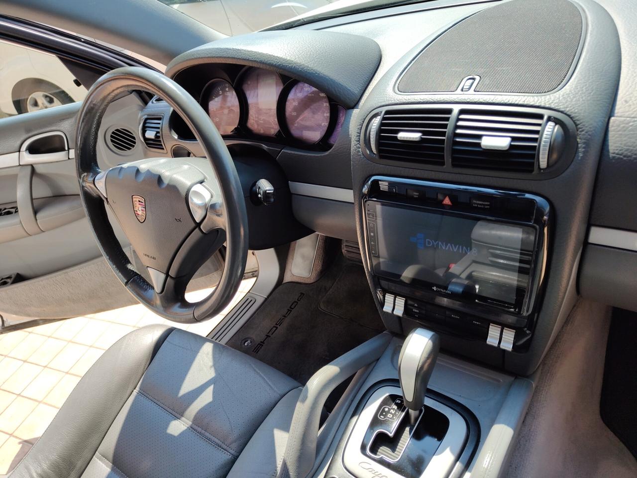 Porsche Cayenne 3.2 V6 cat