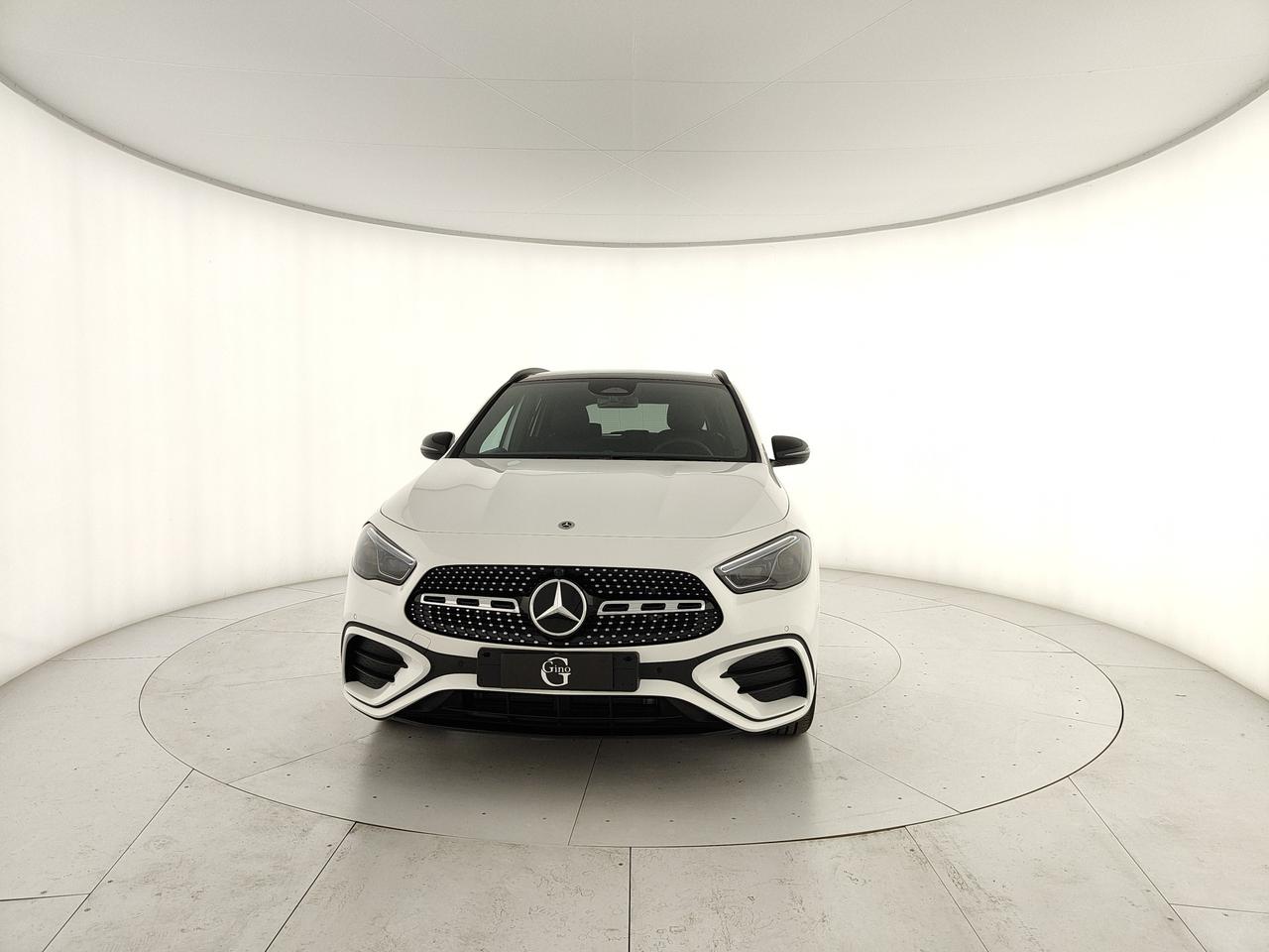 Mercedes-Benz GLA 200 d 4MATIC