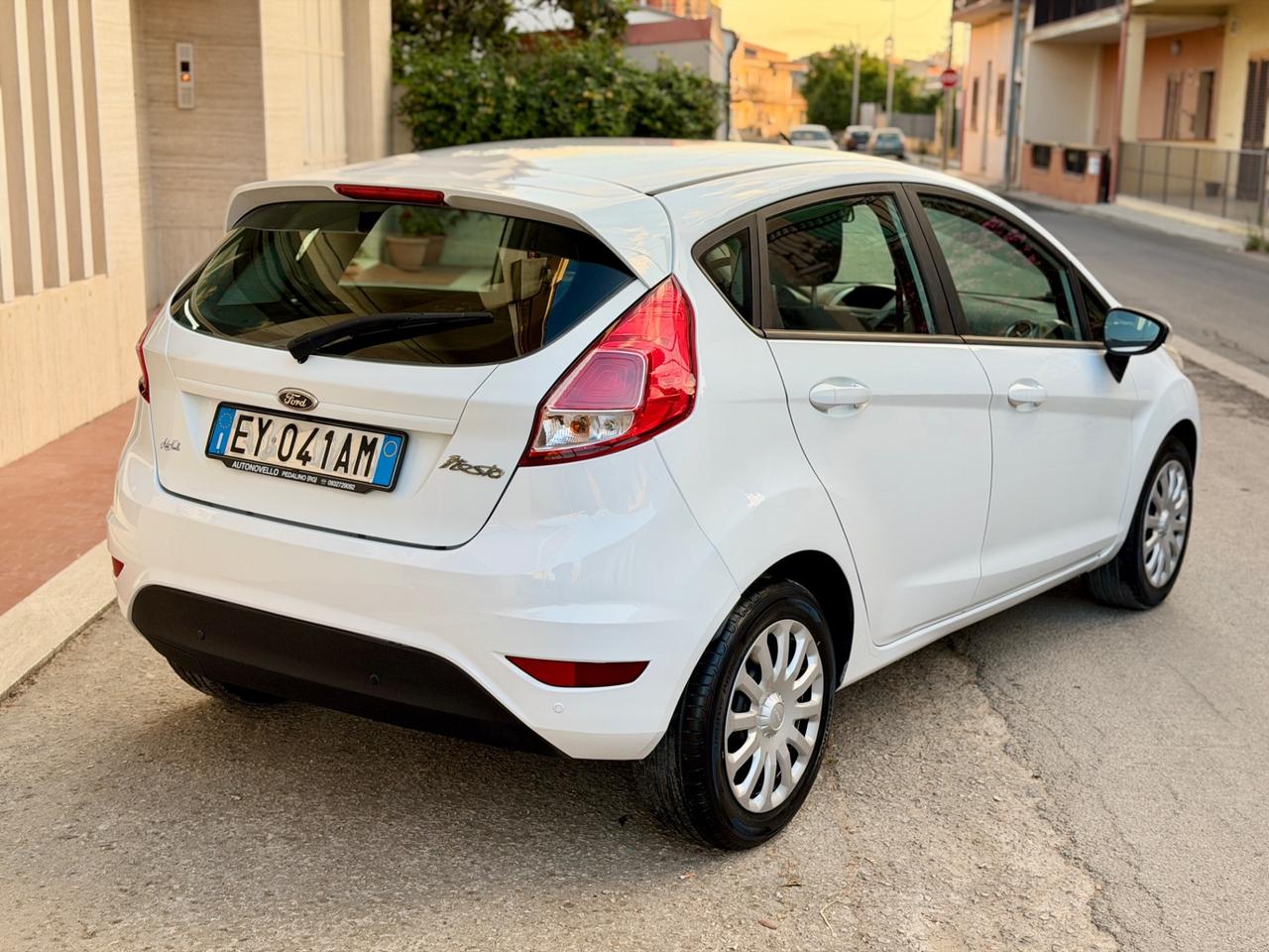 Ford Fiesta 1.4 5 porte Bz.- GPL