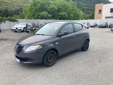 Lancia Ypsilon 1.2 8v Gold c/CL ecochic Gpl 69cv