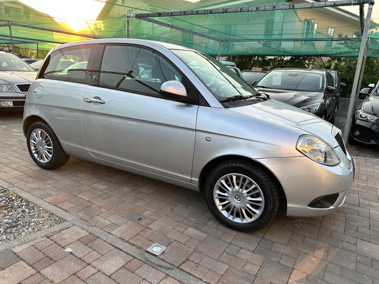 Lancia Ypsilon 1.2 Benzina