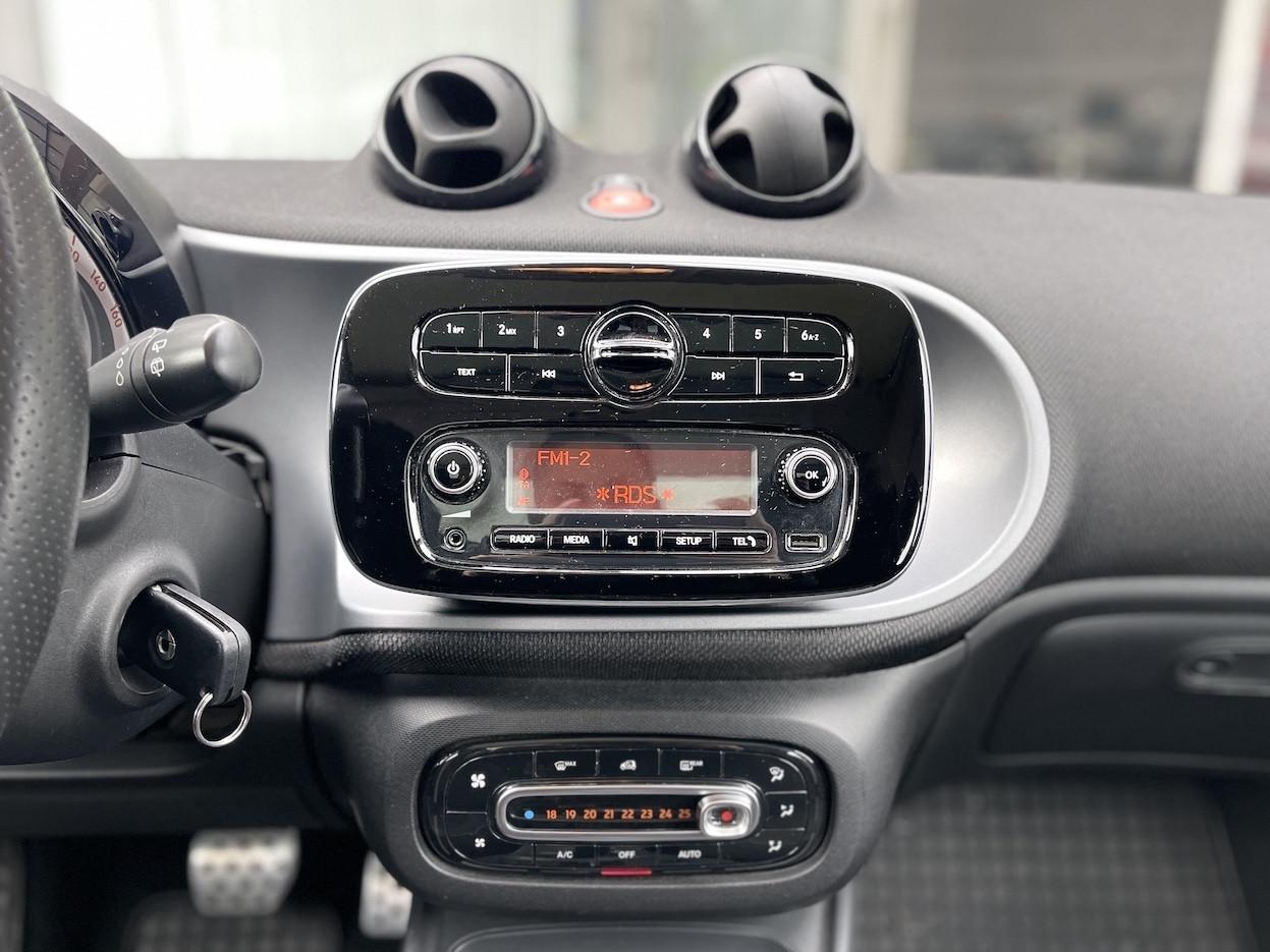 Smart ForFour 1.0 Benzina 71CV E6 Neo. Automatica - 2016