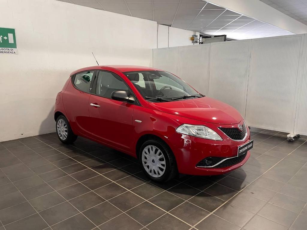 Lancia Ypsilon 5 Porte 1.2 Silver