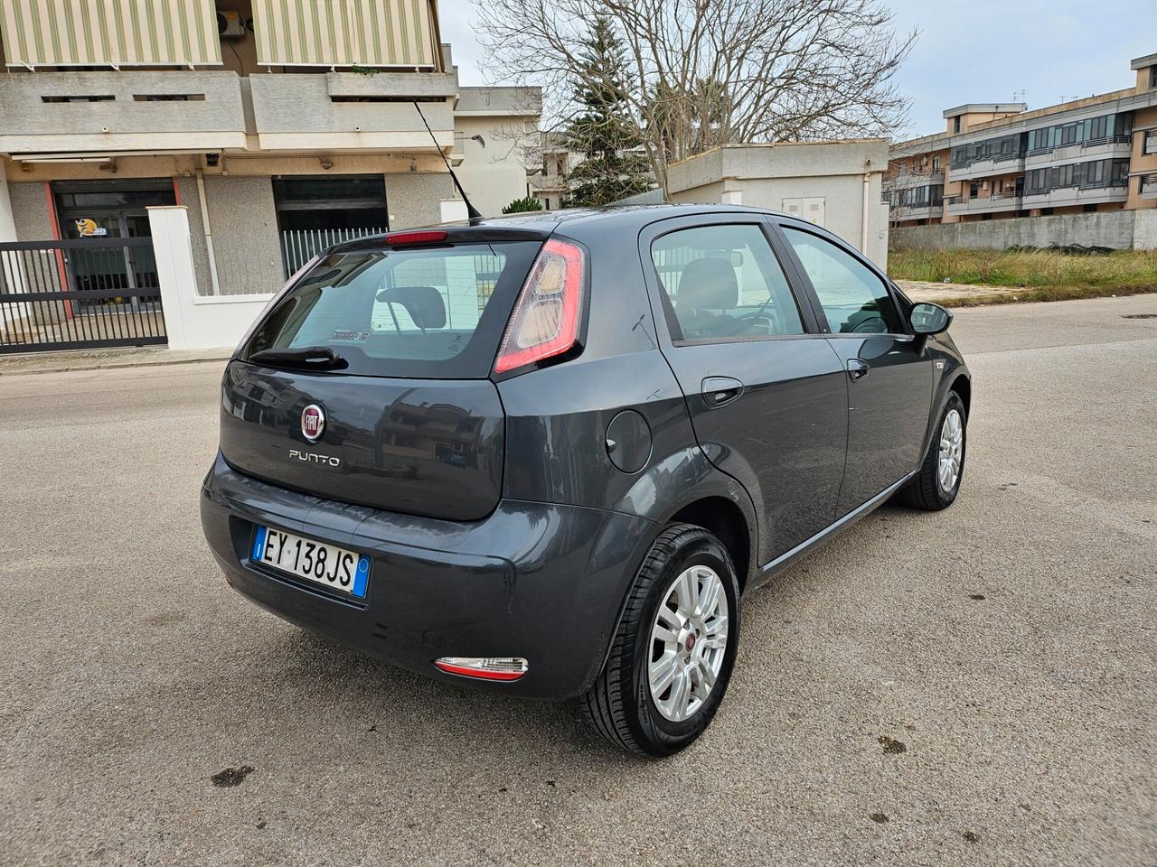 Fiat Nuova Punto 5pt. 1.4 Benzina/Metano 77cv (57kw)