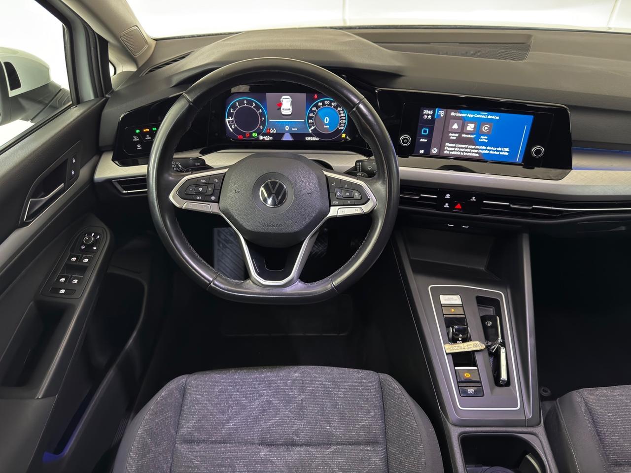 Volkswagen Golf 1.0 TSI Business DSG 110cv