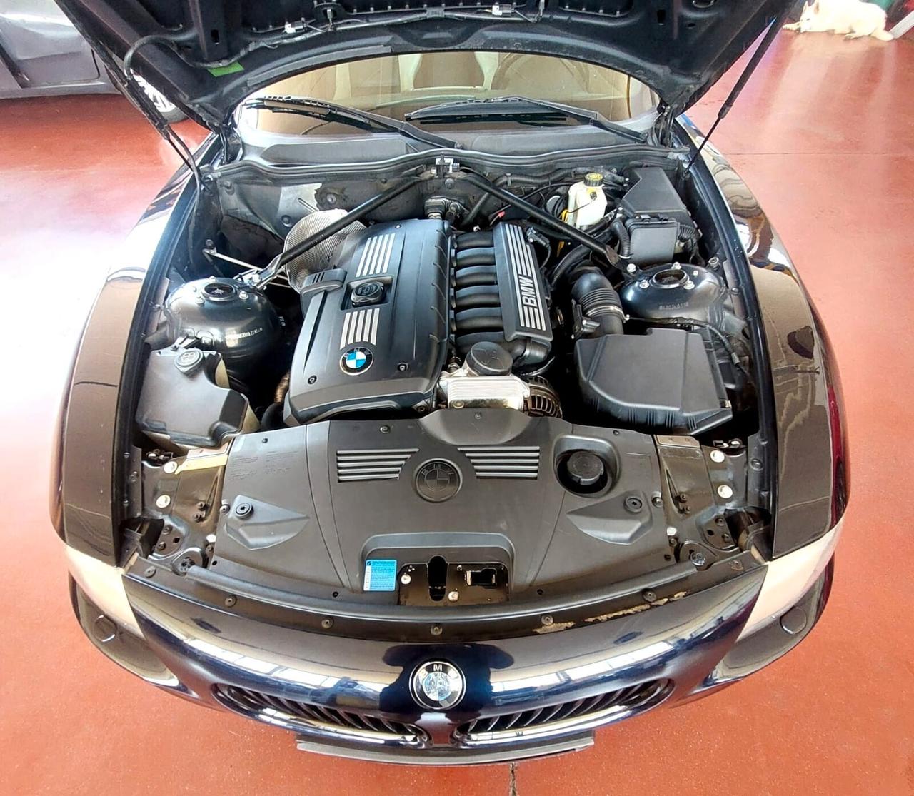 Bmw Z4 3.0si Coupé Carbon-Schwarz
