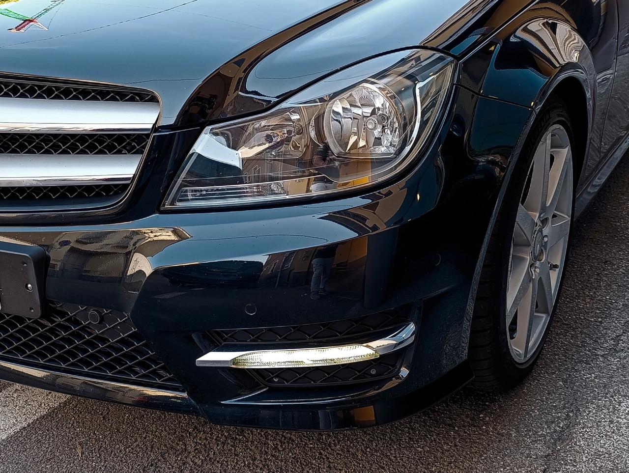 Mercedes-benz C 220 CDI Coupé Avantgarde AMG Edition