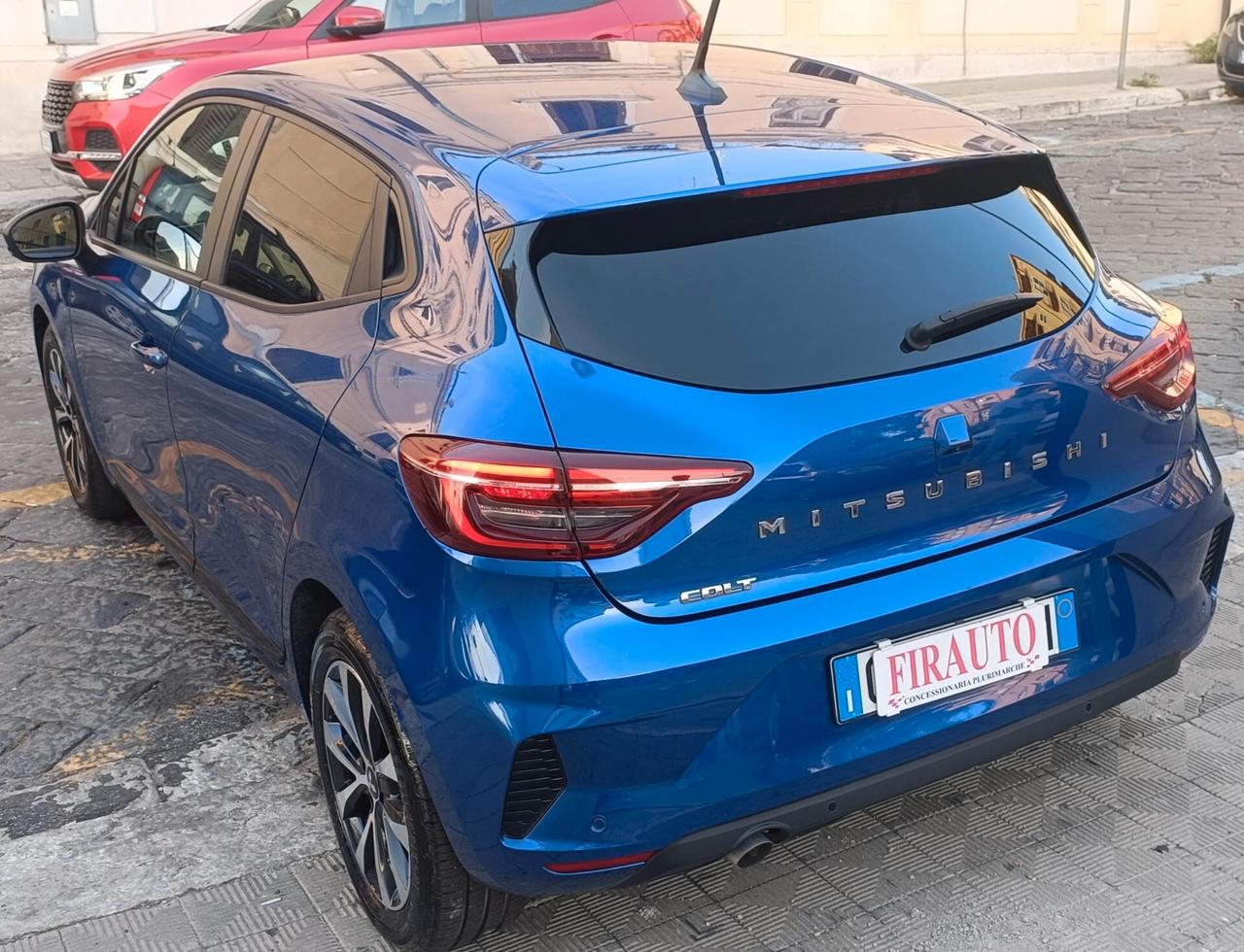 Mitsubishi Colt 1.0L turbo 90 CV Invite