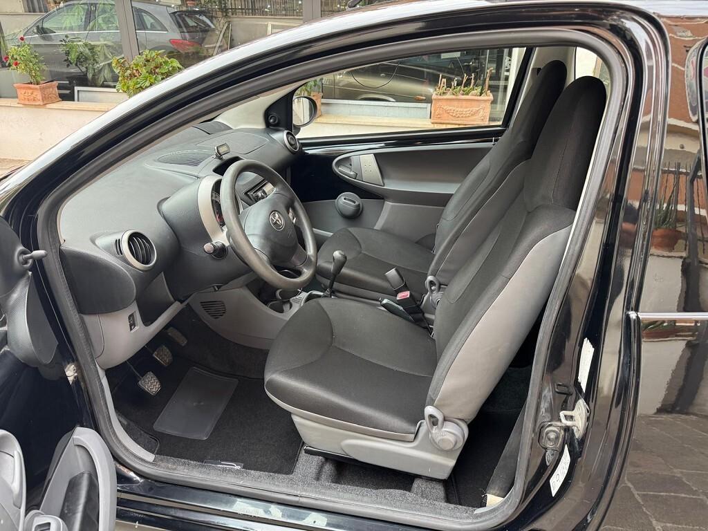 TOYOTA Aygo 1.0 12V VVT-i 3 porte Active GPL