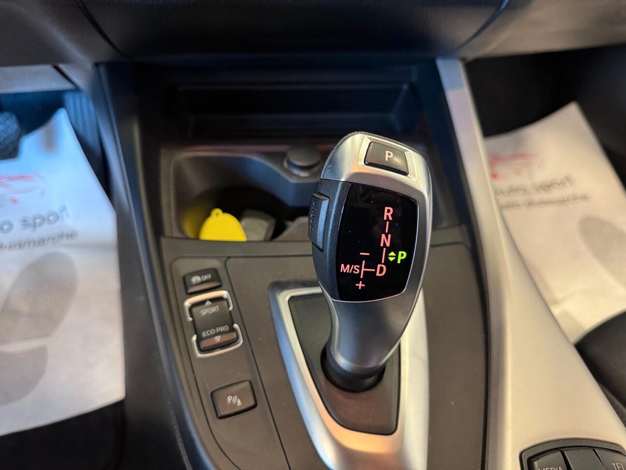 Bmw 118 118d 5p. Unique