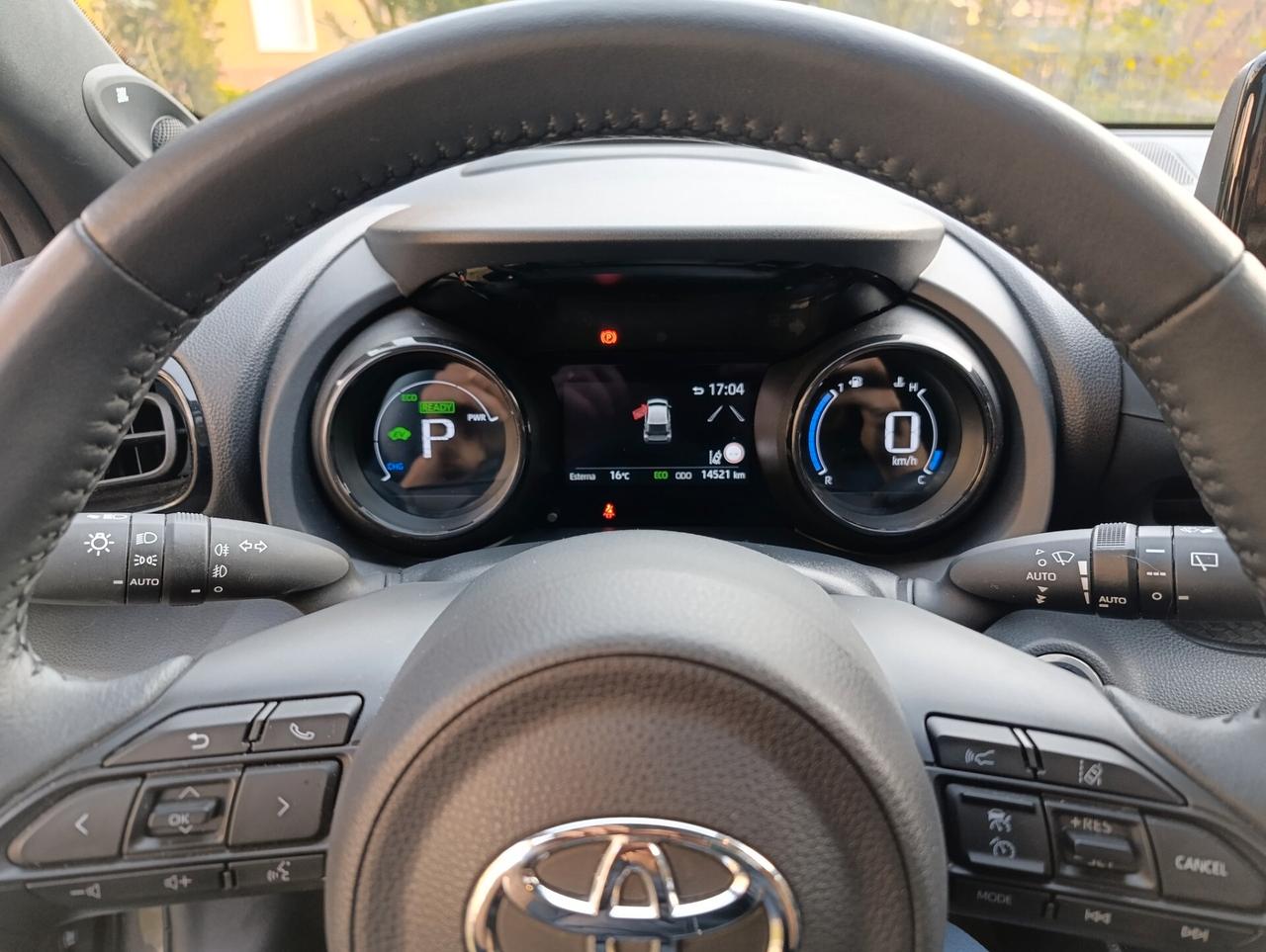 Toyota Yaris 1.5 Full Hybrid Lounge #GM