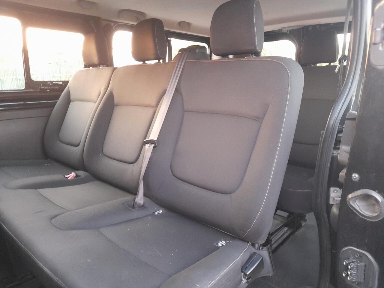 Nissan NV300 27 1.6 dCi 120CV PC-TN Bus M1
