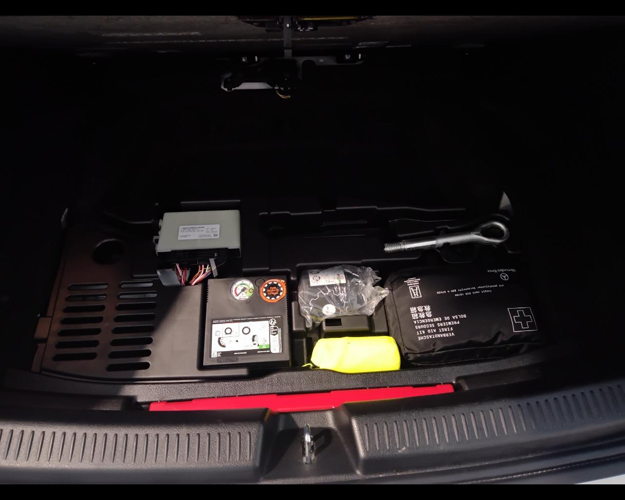 Mercedes-Benz Classe A - W177 2023 - A 180 d AMG Line Advanced Plus auto