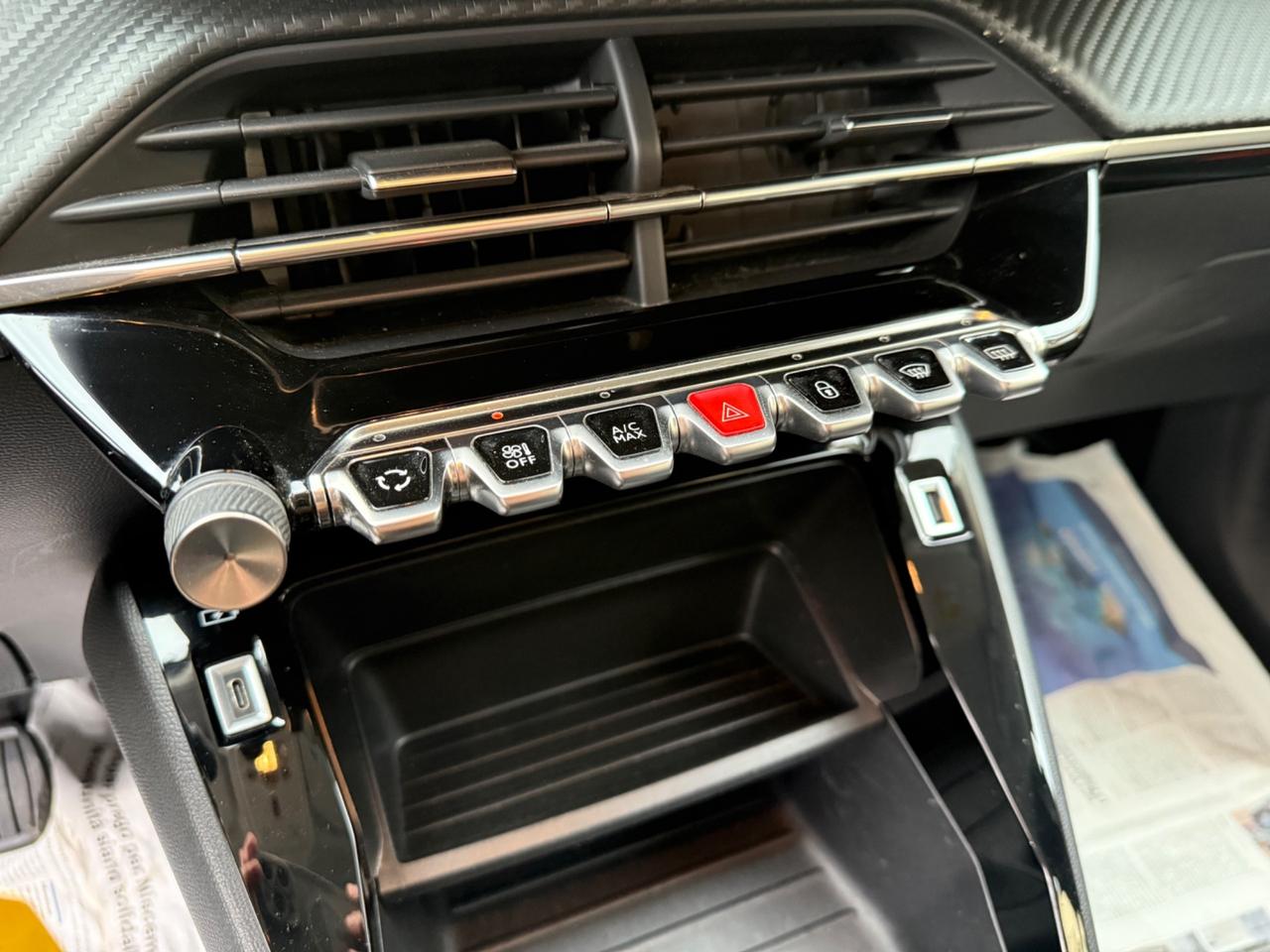 Peugeot 2008 BlueHDi 110 S&S Active business 11/2021