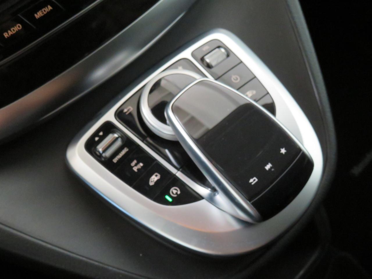 Mercedes-benz V 220 d Premium Extralong