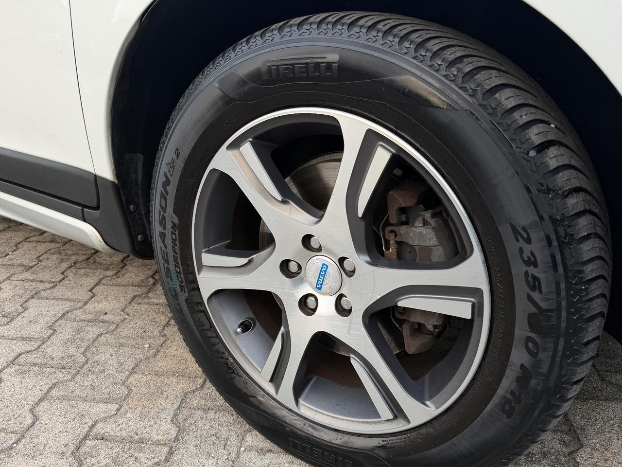 Volvo XC 60 D3 2.0 163CV 2011 - AUTOMATICA