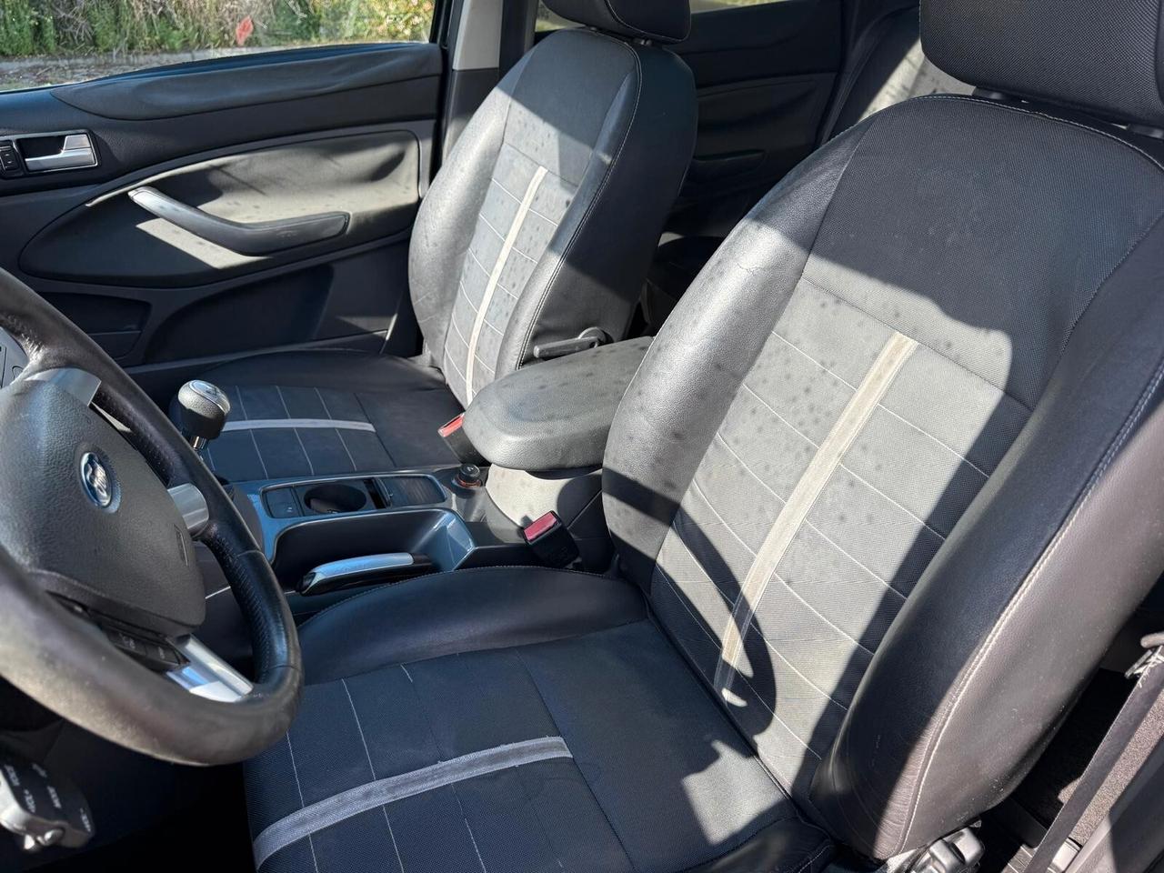 Ford Kuga 2.0 TDCi 136 CV 4WD Titanium DPF
