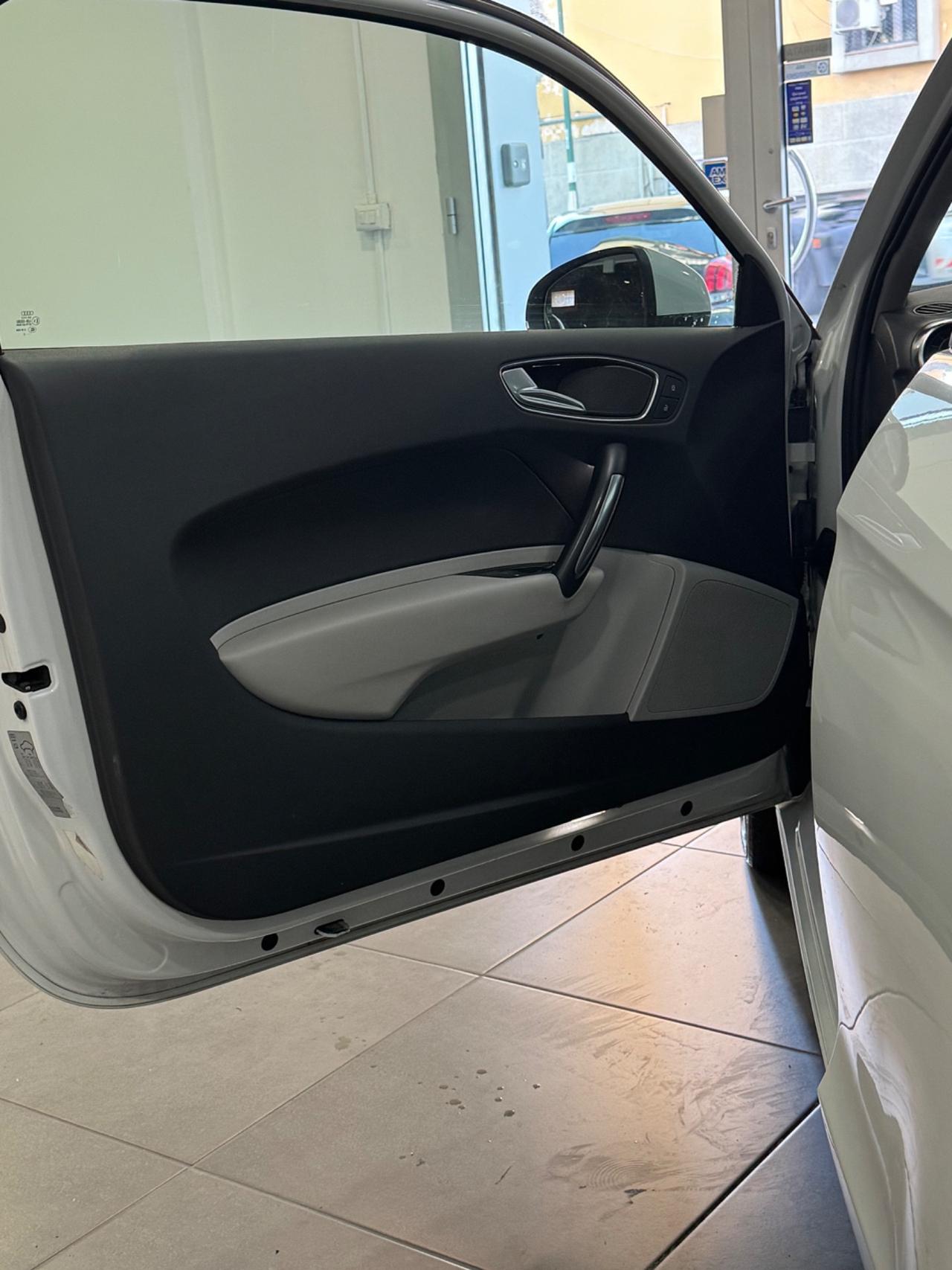Audi A1 1.6 TDI S tronic Ambition
