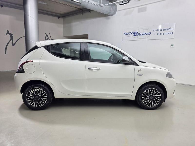Lancia Ypsilon Ypsilon 1.0 firefly hybrid Alberta Ferretti s&s 70cv