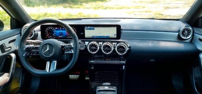 Mercedes-benz A 200 d Automatic AMG Line Premium Plus