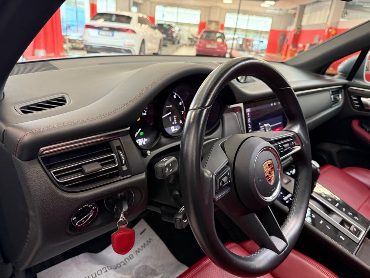 Porsche Macan 2.0 T GARANZIA 12 porsche approved SOLO KM 29.000