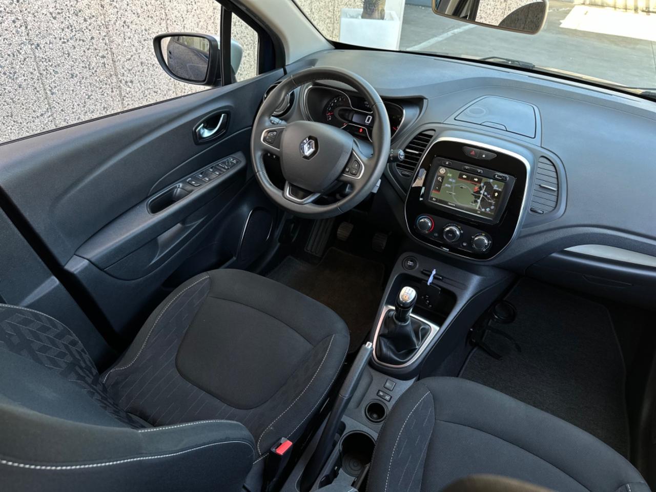 RENAULT CAPTUR TCE 90 EDITION LIMITED
