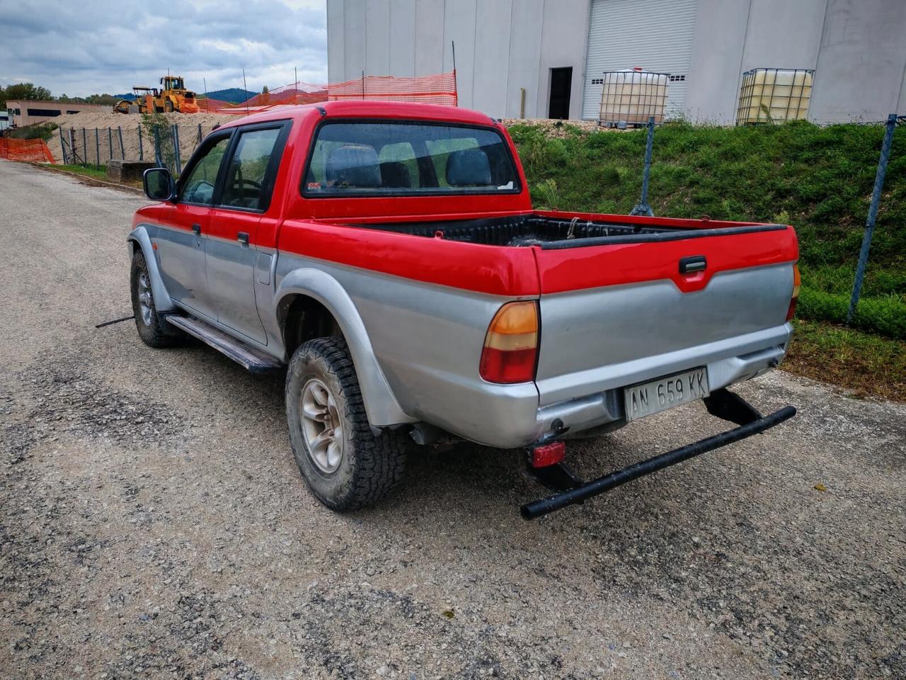 Mitsubishi L200 2.5 TDI 4WD Double Cab Pick-up GLX