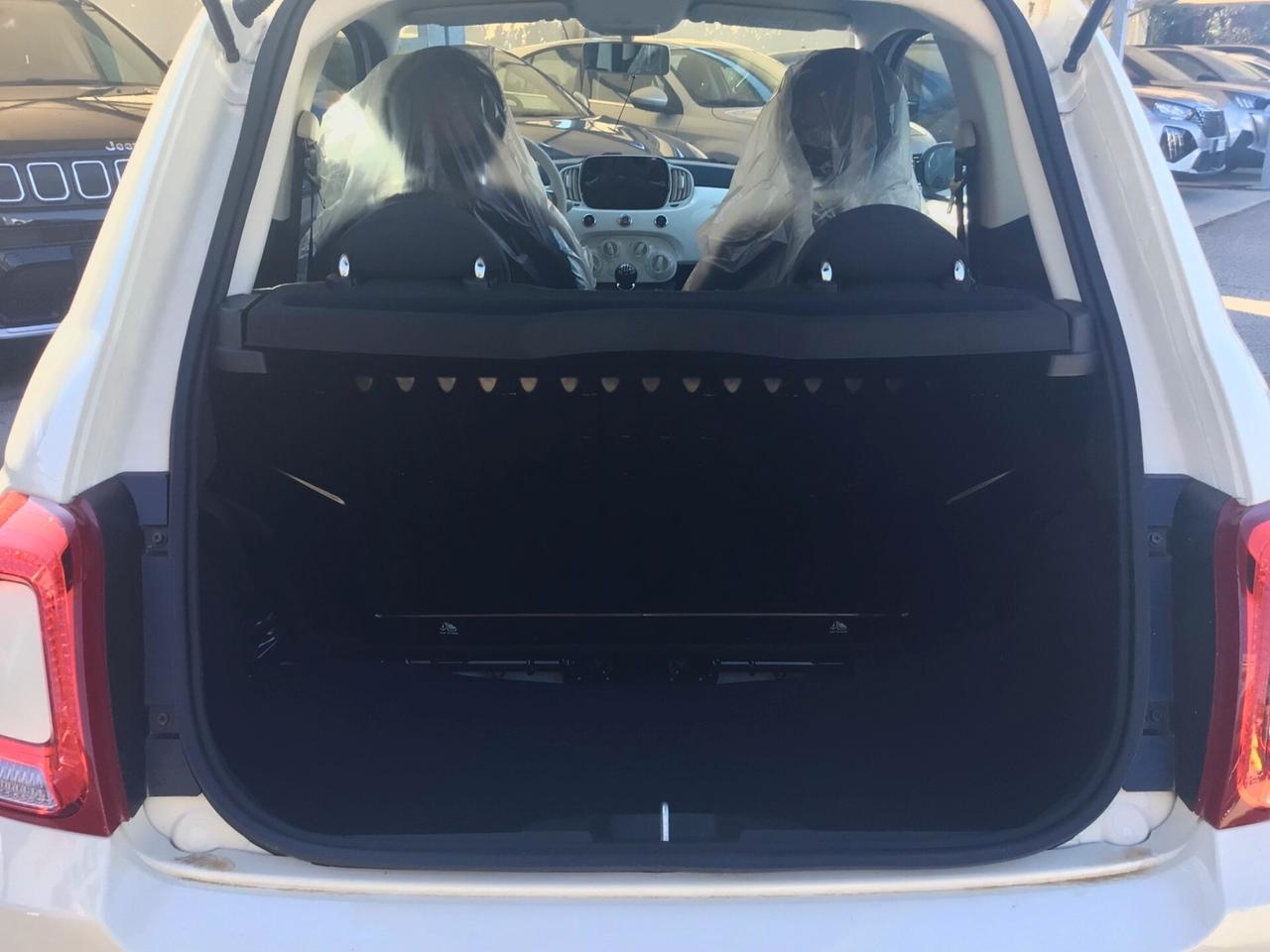 Fiat 500 1.0 Hybrid lounge KM 0