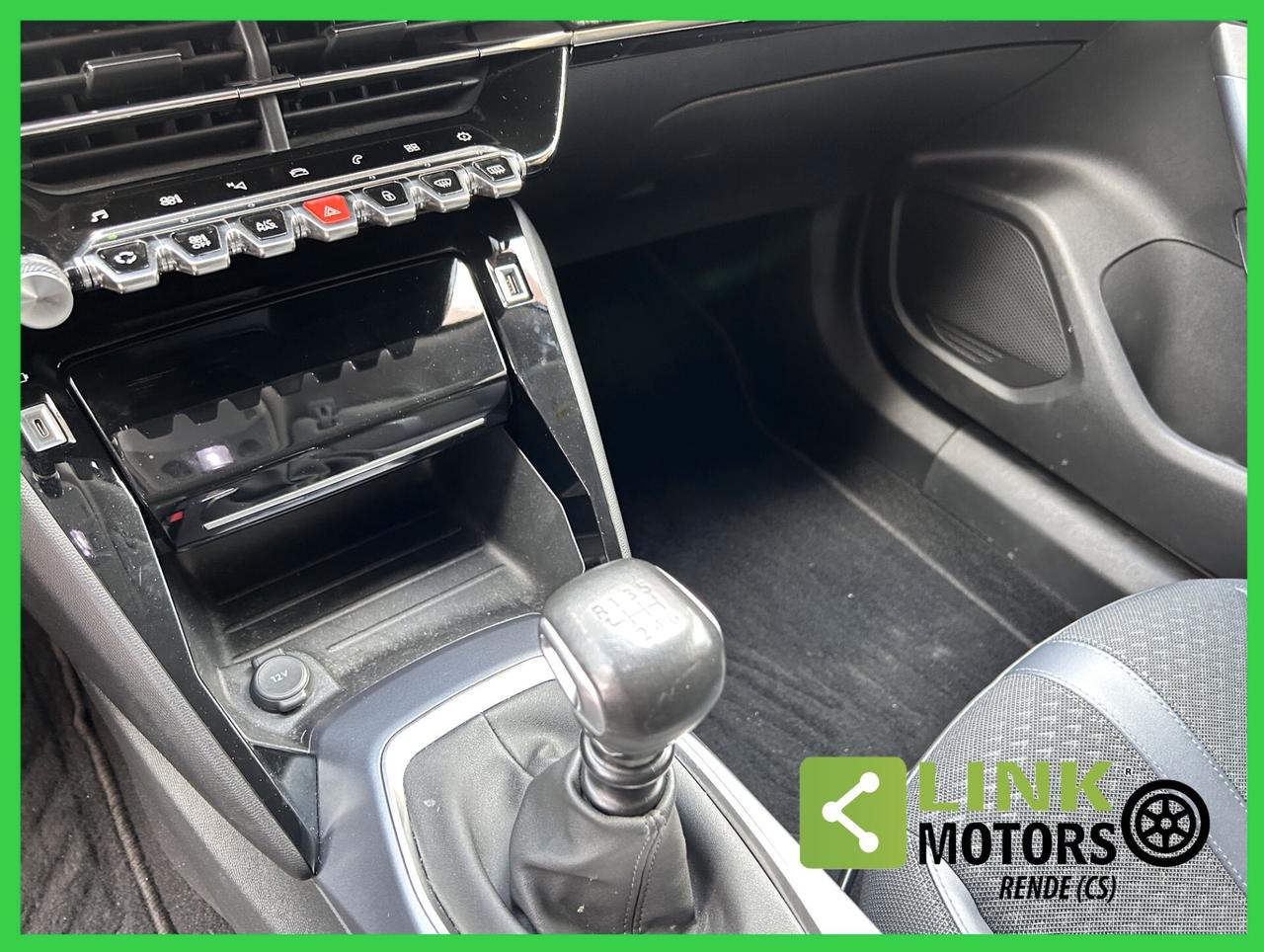 Peugeot 2008 PureTech 100 S&S Allure Navi Pack 09/2020