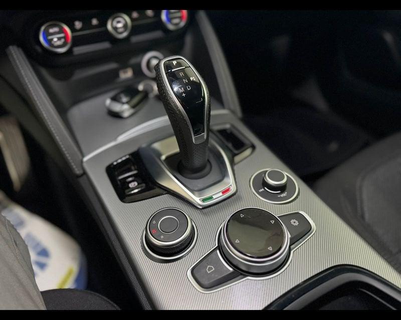 Alfa Romeo Stelvio 2.2 Turbodiesel 160 CV AT8 RWD Sprint