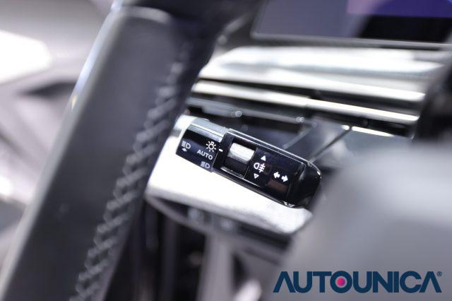 PEUGEOT 3008 HYBRID 136 E-DCS6 ALLURE FULL LED