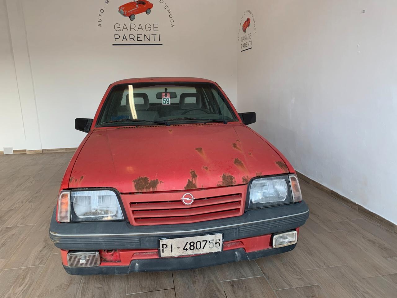 Opel Ascona 1.3 4 porte CD