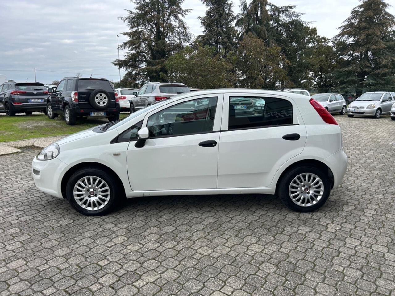 Fiat Punto 1.4 5p. GPL |90000 KM!|NEOPATENTATI