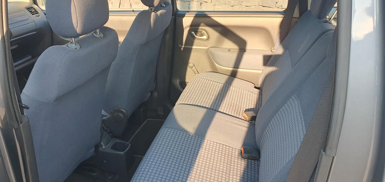 Opel Agila 1.0 12V Club