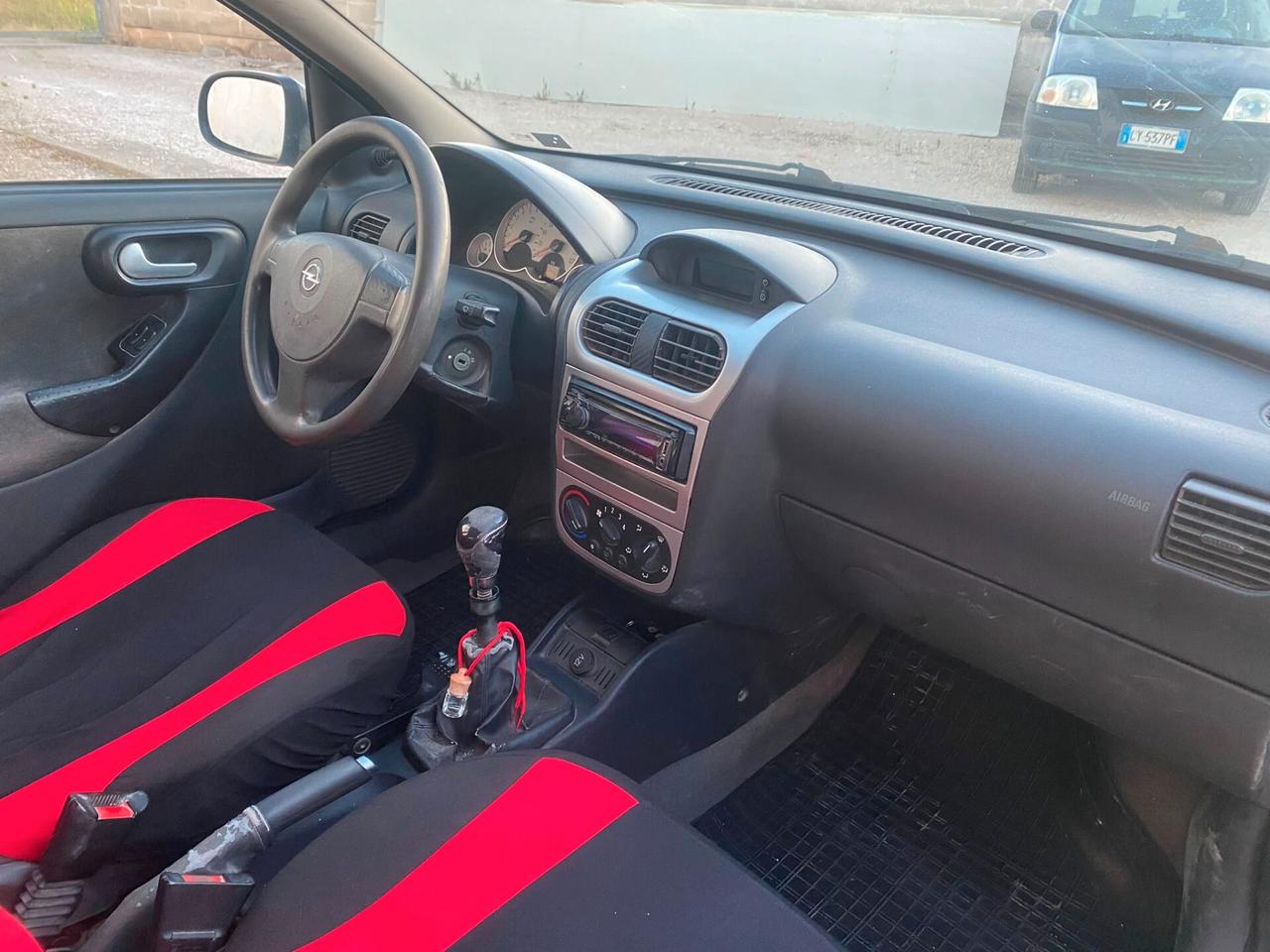 Opel Corsa 1.2 5 porte Cosmo