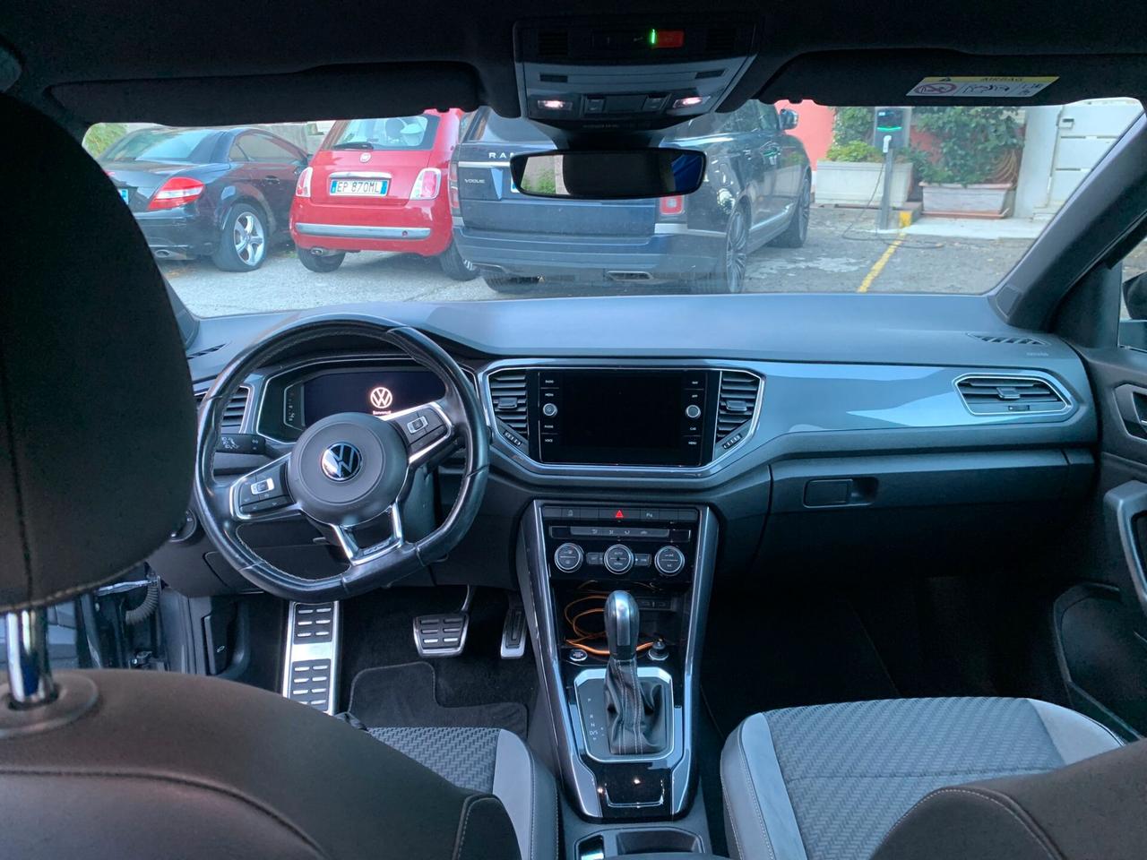 Volkswagen T-Roc 1.5 TSI ACT DSG Sport R-LINE