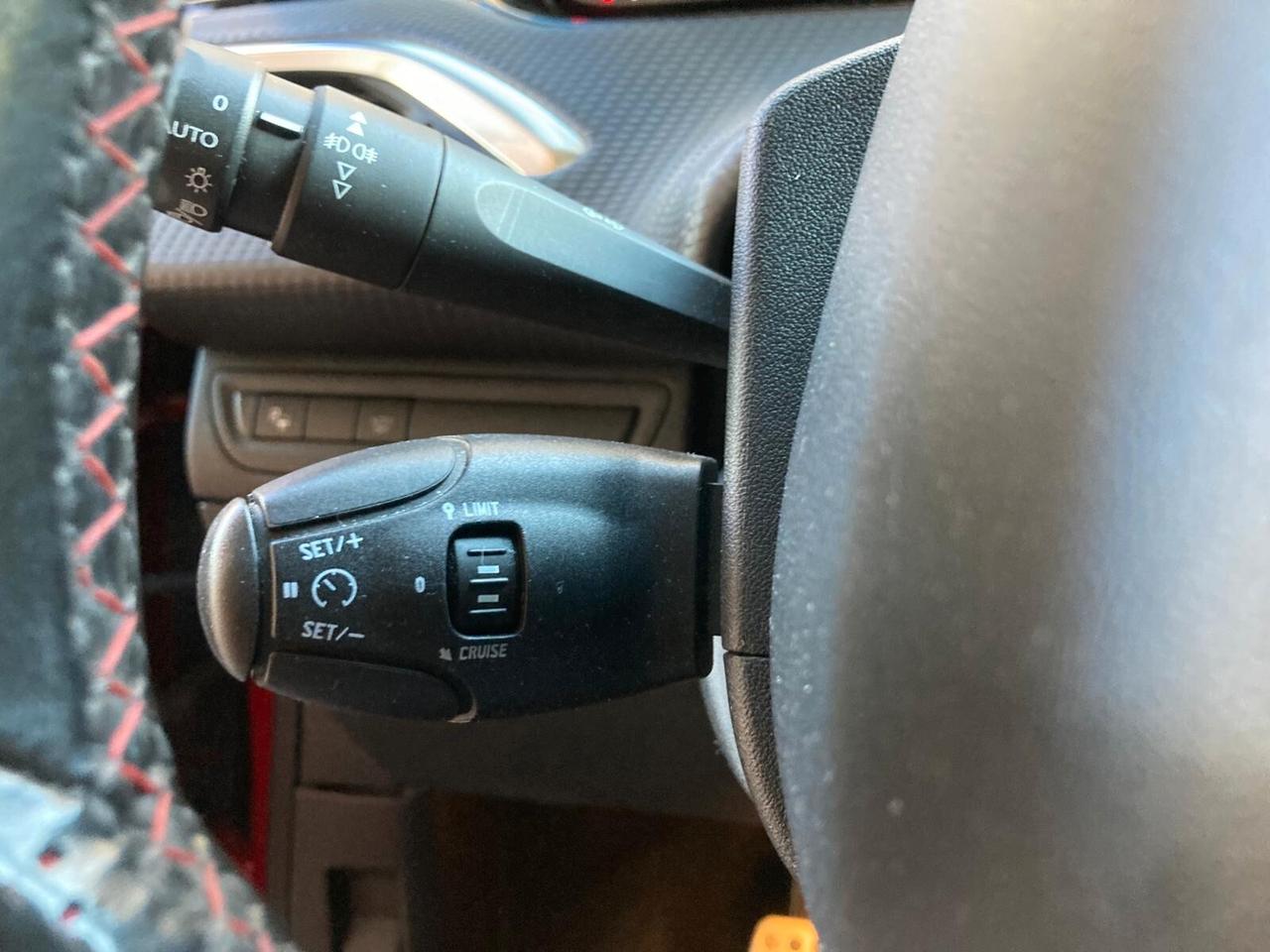 Peugeot 2008 1.6BlueHDi - IDEALE X NEOPATENTATI - 2017