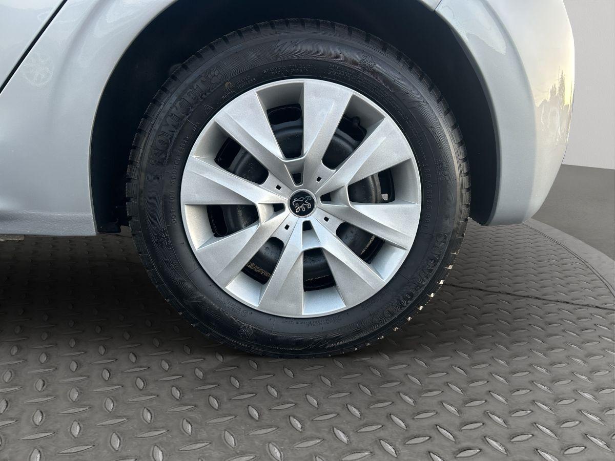 PEUGEOT - 208 - BlueHDi 75 CV 5p. Allure