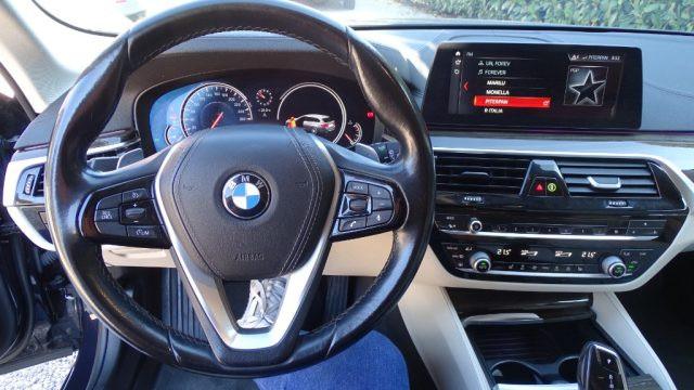 BMW 530 d xDrive 249CV Touring Luxury, Garanzia..