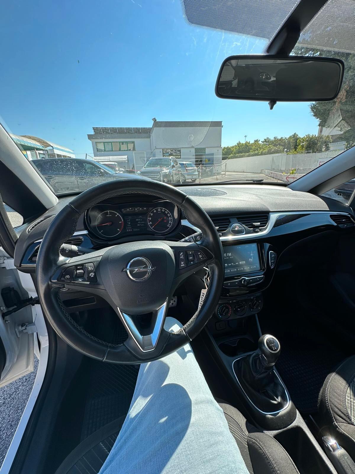 Opel Corsa 1.3 CDTI Coupé b-Color