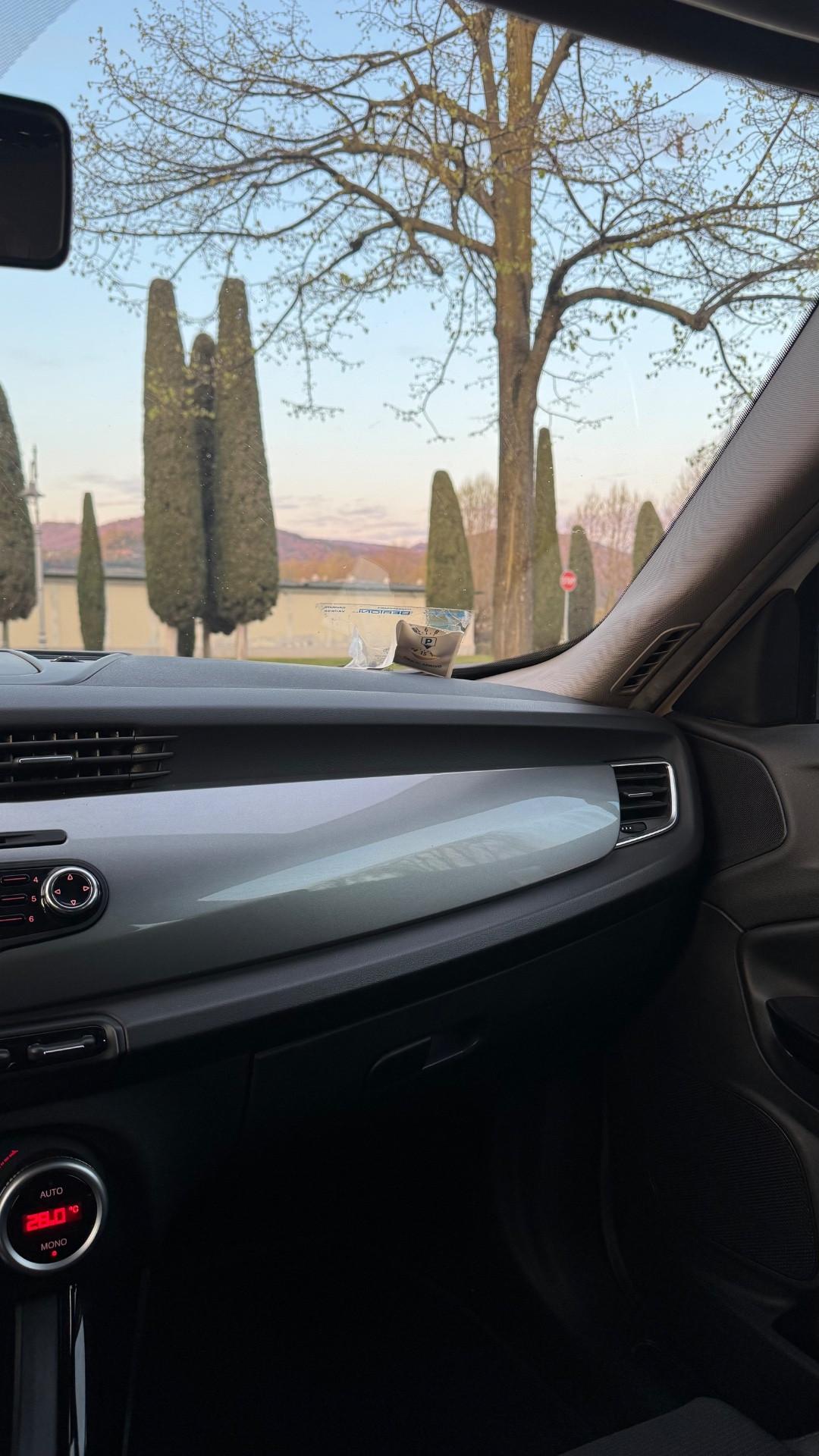 Alfa Romeo Giulietta 1.6 JTDm-2 Distinctive