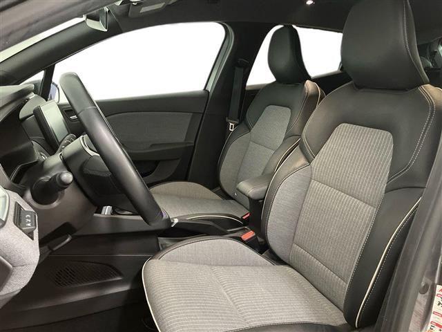 RENAULT Clio 1.6 E-Tech full hybrid Evolution 145cv