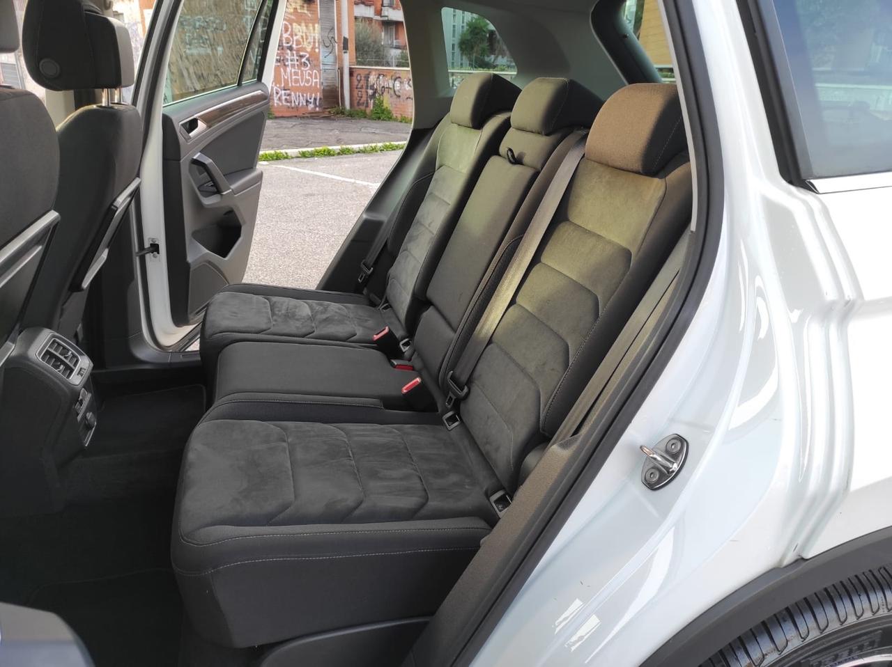 Volkswagen Tiguan 2.0 TDI DSG 4 MOTION *Virtual Cockpit-Matrix