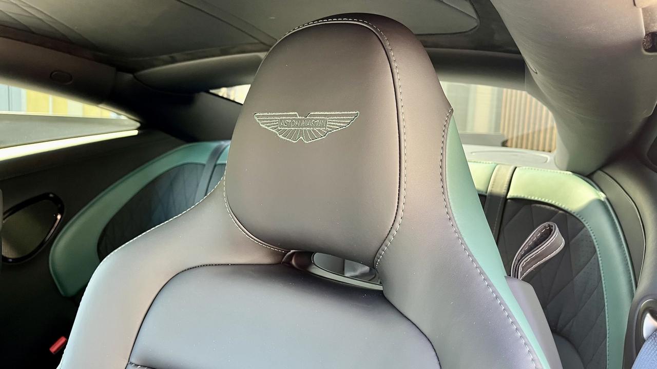 ASTON MARTIN DB12 Coupe 4.0 V8 auto