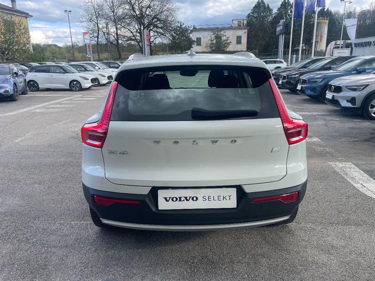 VOLVO - XC40 - T4 Recharge Plug-in Hyb. Inscr.Exp.