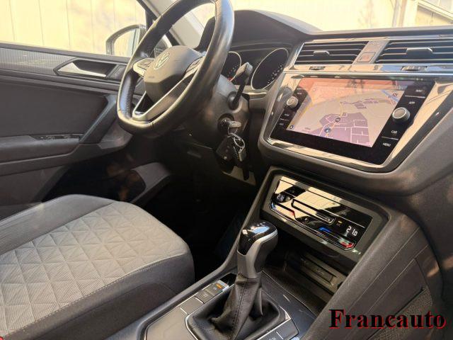 VOLKSWAGEN Tiguan 2.0 TDI 150 CV SCR DSG Life